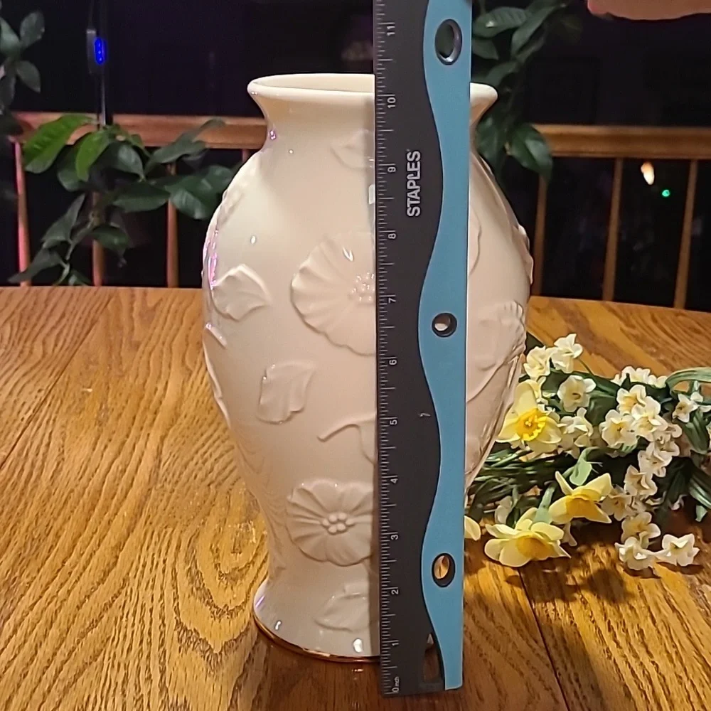 Lenox Ivory Poppy Embossed Floral Vase